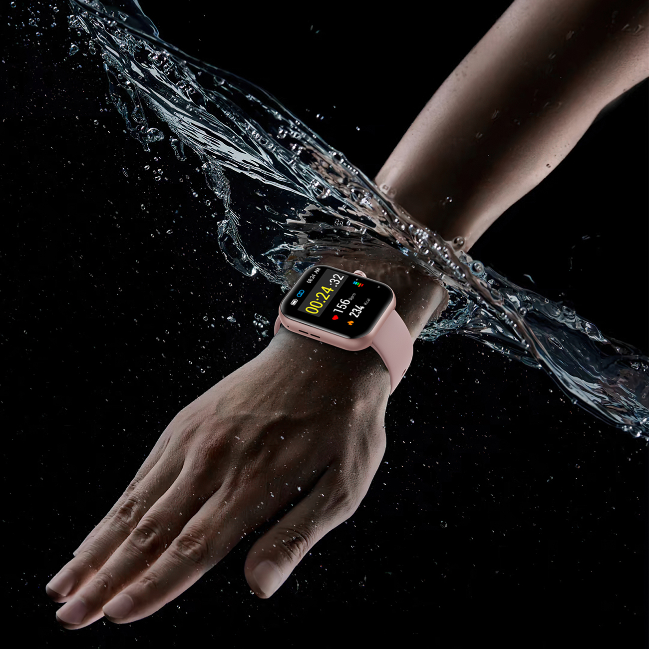 Ręka ze smartwatchem Joyroom Fit-life Series JR-FT5 Plus zanurzona w wodzie