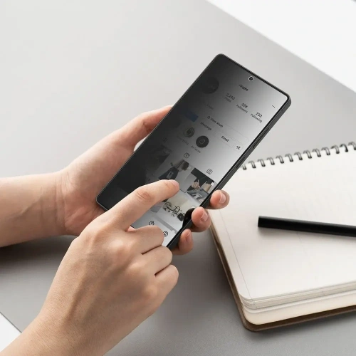 Szkło prywatyzujące Ringke Easy Slide w zestawie 2 sztuki, dopasowane do Samsung Galaxy S25 Ultra, chroniące ekran przed zarysowaniami i spojrzeniami
