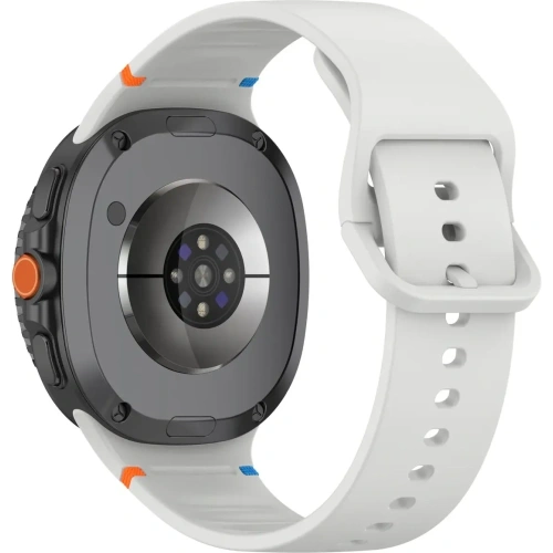 Silikonowy pasek Bizon Strap w naturalnym świetle, podkreślający jego nowoczesny design.
