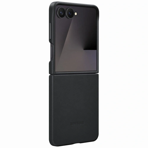 Stylowe etui w czarnym kolorze, chroniące Galaxy Z Flip7 przed uszkodzeniami.