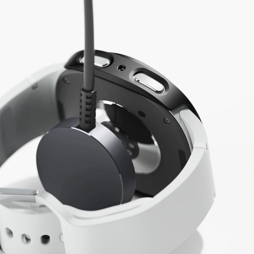 Widok nakładki Ringke Slim na Samsung Galaxy Watch 8, pokazujący jej cienką konstrukcję.