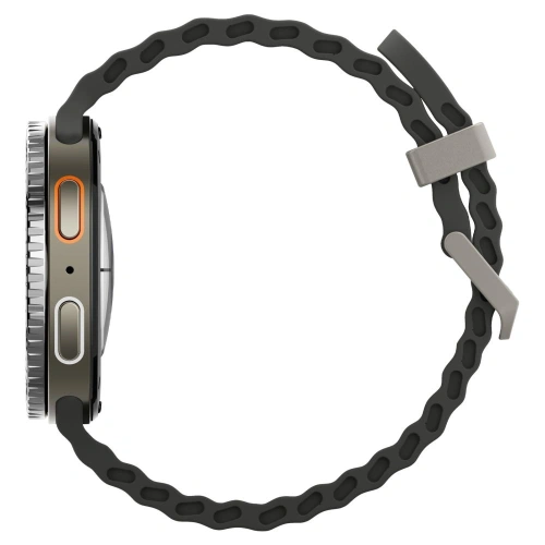 Nakładka Spigen Bezel Tune Diver w czarnym kolorze na zegarku