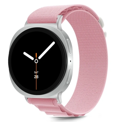 Zbliżenie na pasek Tech-Protect wykonany z nylonu, dopasowany do Galaxy Watch 8.