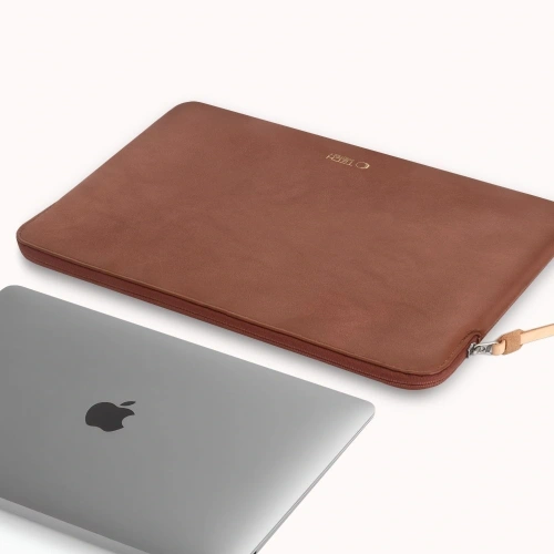 Pokrowiec na laptopa Tech-Protect Fleece w eleganckim brązowym kolorze
