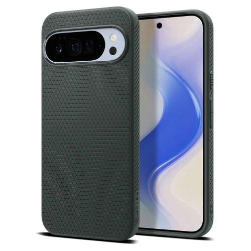 Zbliżenie na etui Spigen, ukazujące teksturę materiału TPU i detale wykończenia