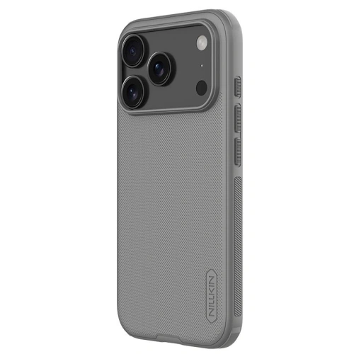 Hybrydowe etui Nillkin Super Shield Pro z bliska, ukazujące detale i teksturę.